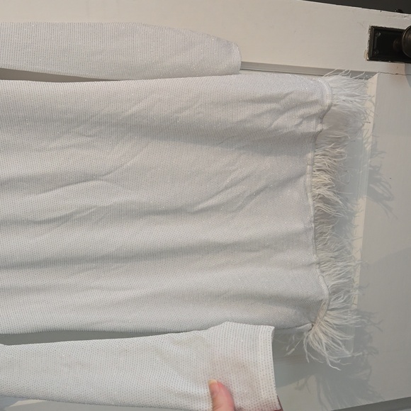 Audrey Parks white mini dress with shine and feathers - Picture 4 of 10